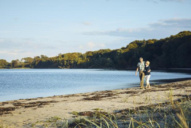 Par på Bøgeskov Strand